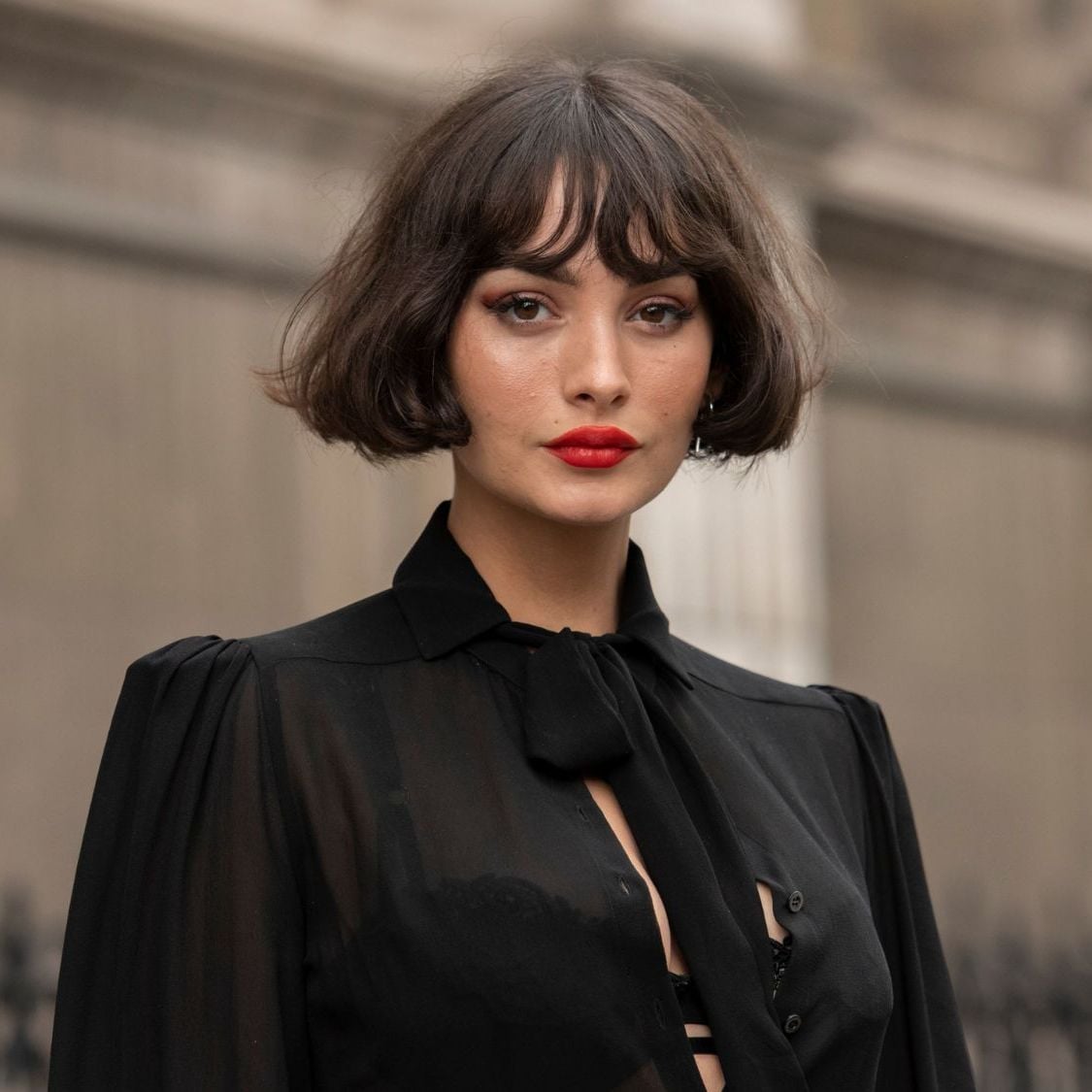 Chin Length Wavy Bob With Wispy Bangs Chin Length Wavy Bob With Wispy Bangs — Classy French Bob with Bangs