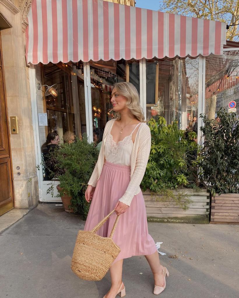 Cream Cardigan with Pastel Pink Pleated Skirt Cream Cardigan with Pastel Pink Pleated Skirt — Classy Girly Outfits