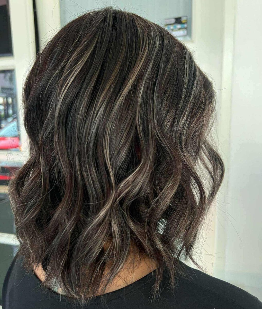 Collarbone Bob With Gray Highlights Collarbone Bob With Gray Highlights — Classy Gray Blending Hair
