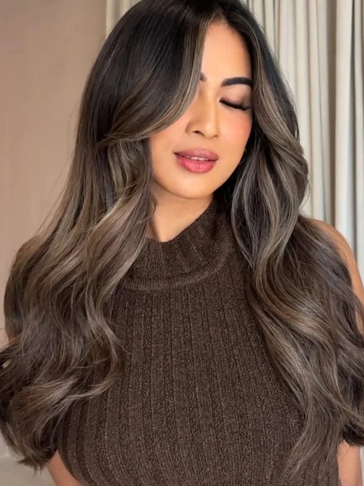 Mid-Back Layers Curtain Bangs Ash Blonde Root Shadow Mid-Back Layers Curtain Bangs Ash Blonde Root Shadow — Classy Gray Blending Hair Dark Brown