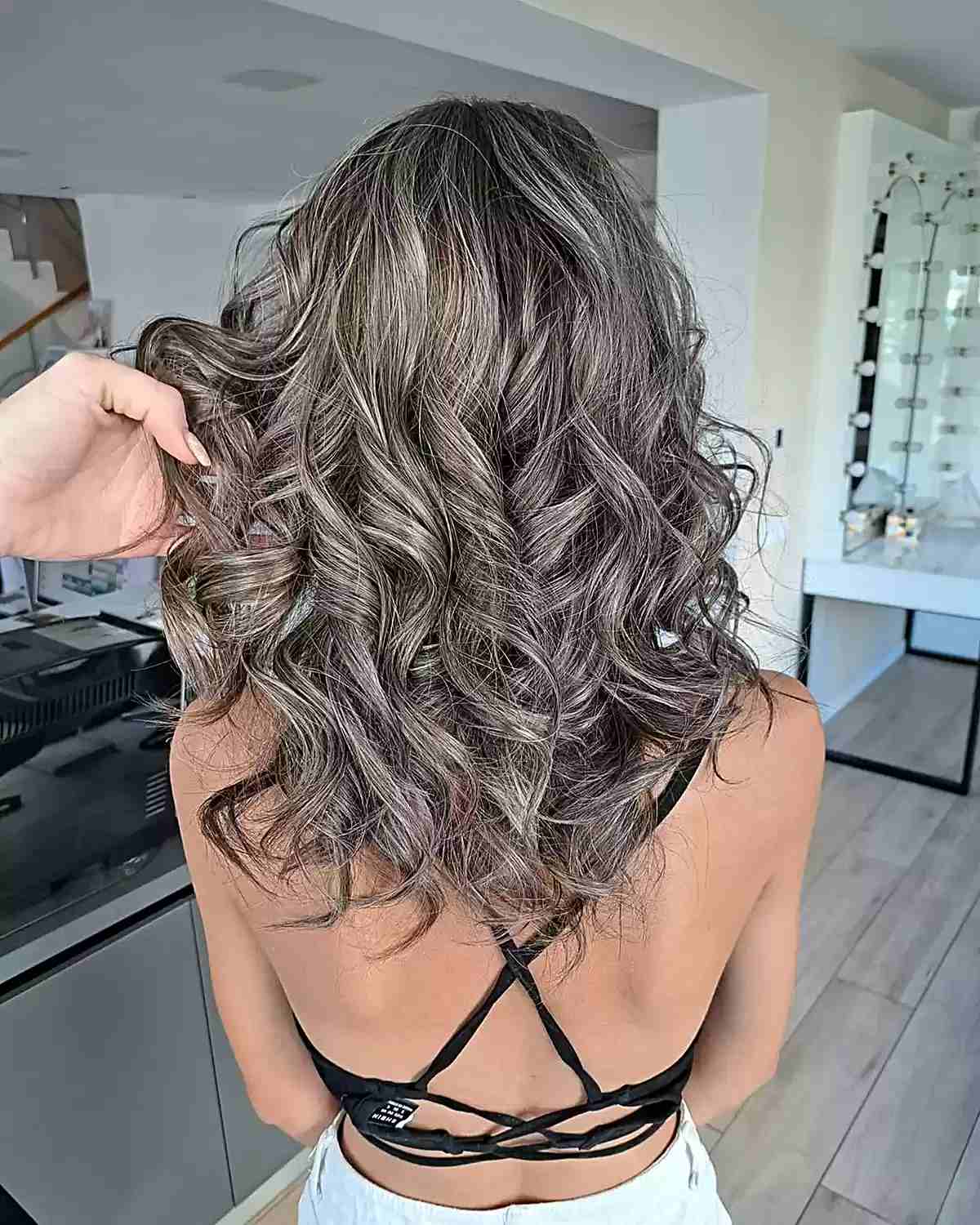 Collarbone Lob With Dark Brown Gray Blending Collarbone Lob With Dark Brown Gray Blending — Classy Gray Blending Hair Dark Brown