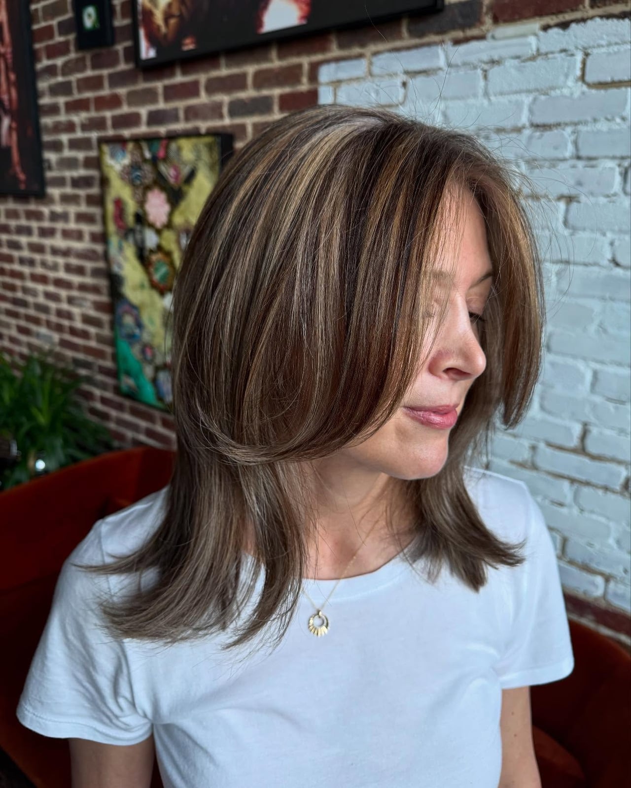 Collarbone Wavy Shag With Curtain Bangs Gray Blend Collarbone Wavy Shag With Curtain Bangs Gray Blend — Classy Gray Blending Hair Dark Brown