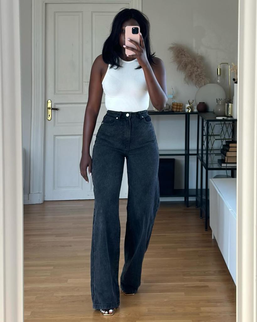 Acid Wash Wide Leg Jeans with White Tank Top and Silver Heels — Classy Gray Jeans Outfits