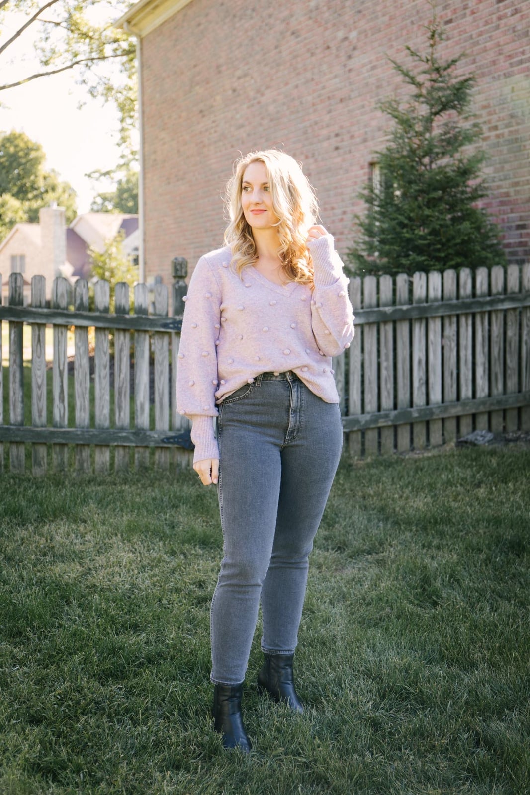 Lilac Pom-Pom Sweater and Black Boots with Grey Skinny Jeans — Classy Gray Jeans Outfits