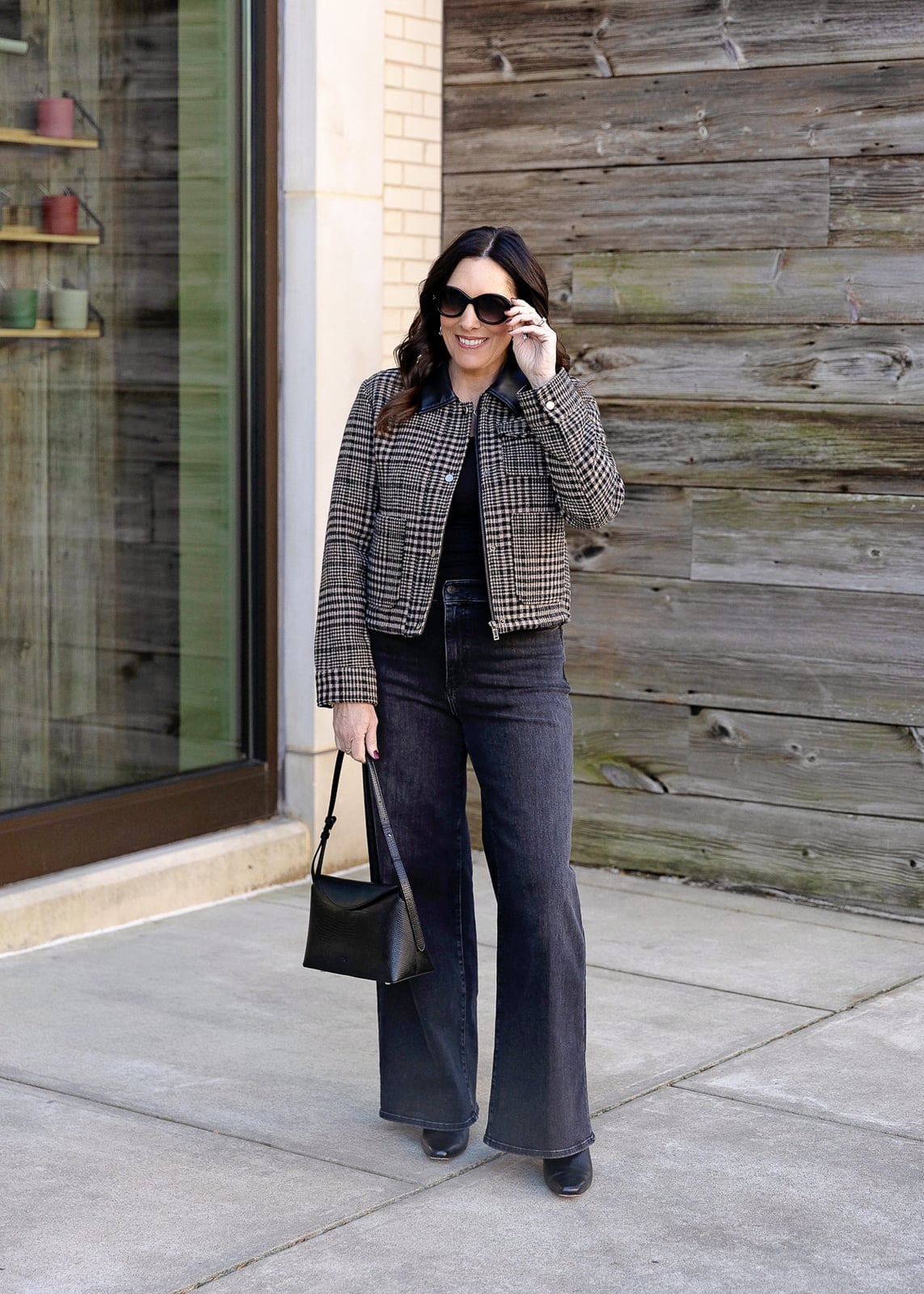 Cropped Plaid Jacket and Black Top with Charcoal Wide Leg Jeans — Classy Gray Jeans Outfits