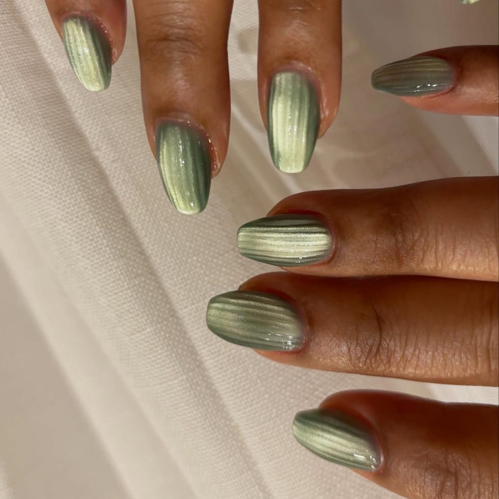 Light Green White Cat Eye Short Oval Nails — Classy Green Cat Eye Nails