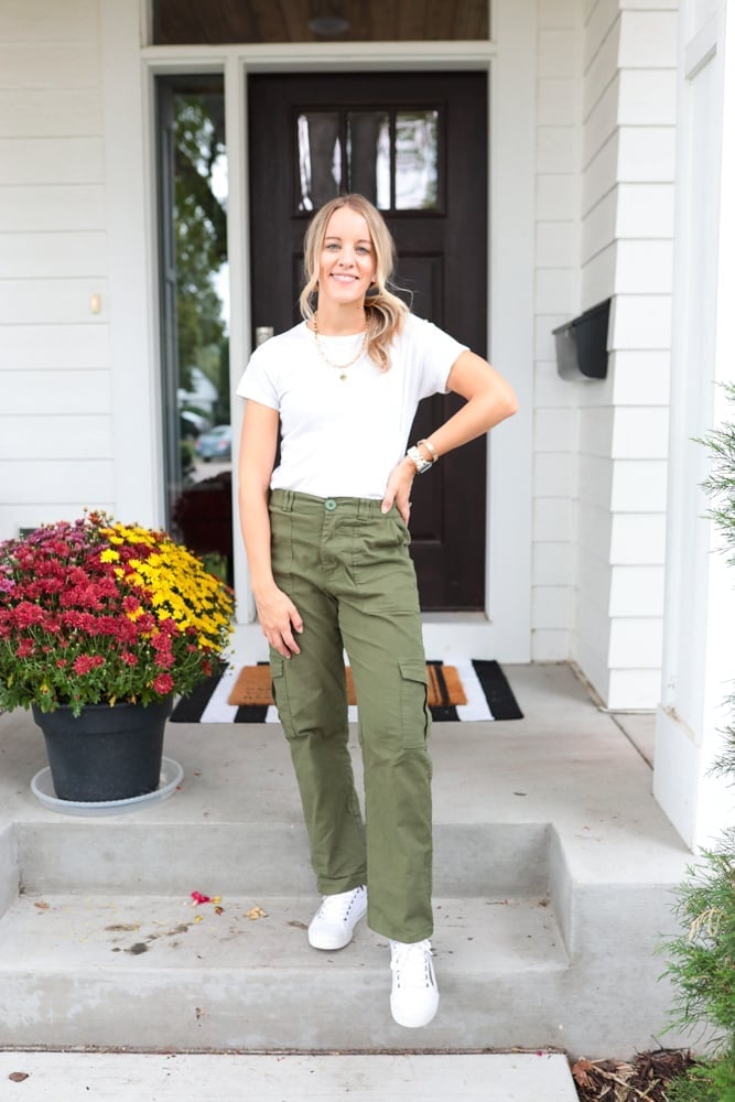 Olive Green Cargo Pants with a White Tee and Sneakers Olive Green Cargo Pants with a White Tee and Sneakers — Classy Green Jeans Outfits