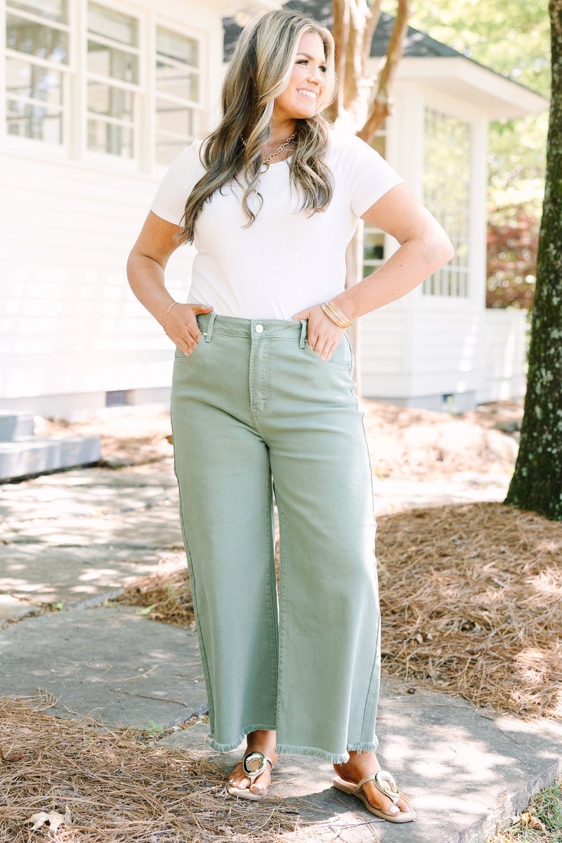 Light Green Wide Leg Jeans with a White Tee and Gold Sandals Light Green Wide Leg Jeans with a White Tee and Gold Sandals — Classy Green Jeans Outfits