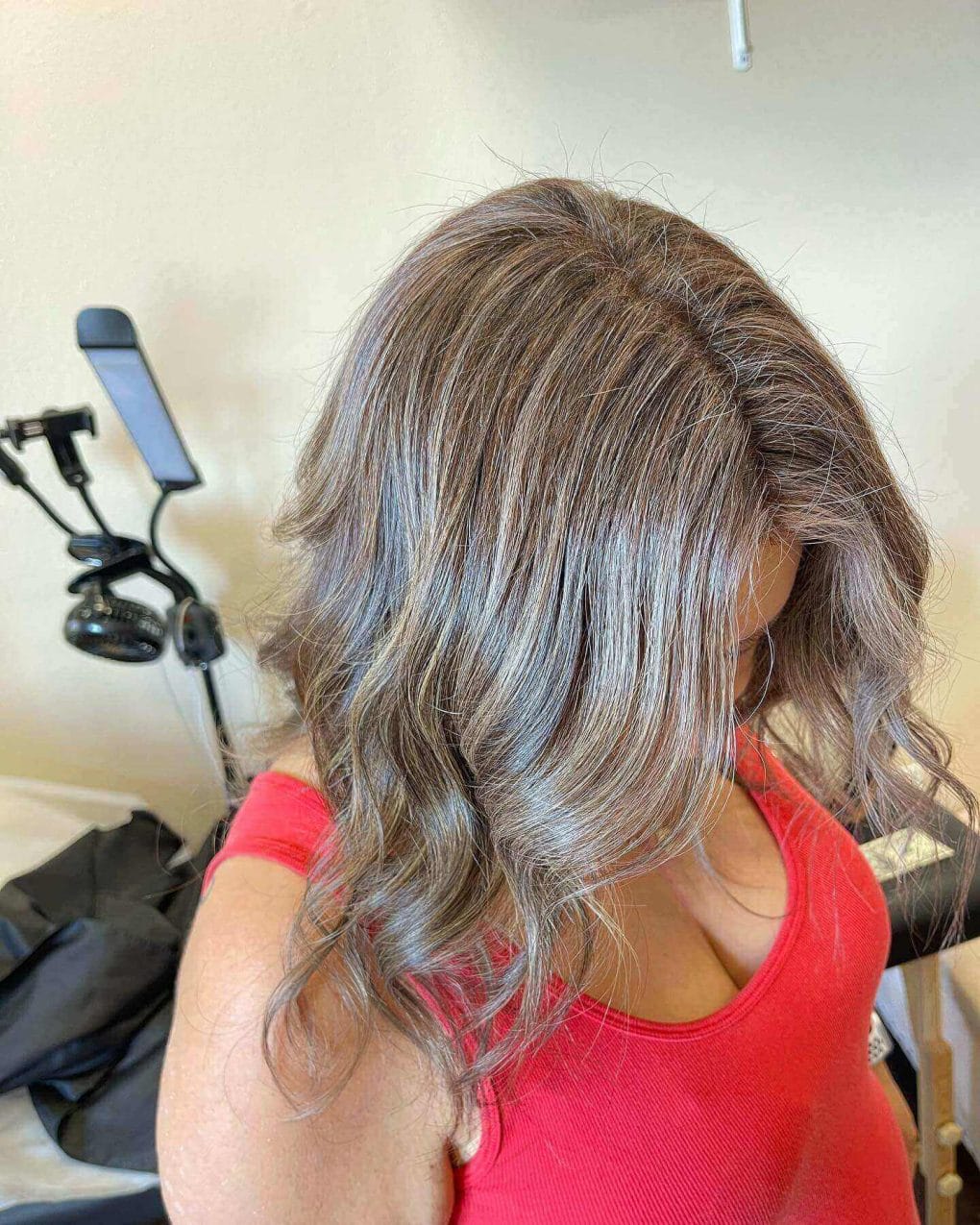 Mid-Back Layers With Grey Base And Blonde Highlights — Classy Grey Blending Highlights
