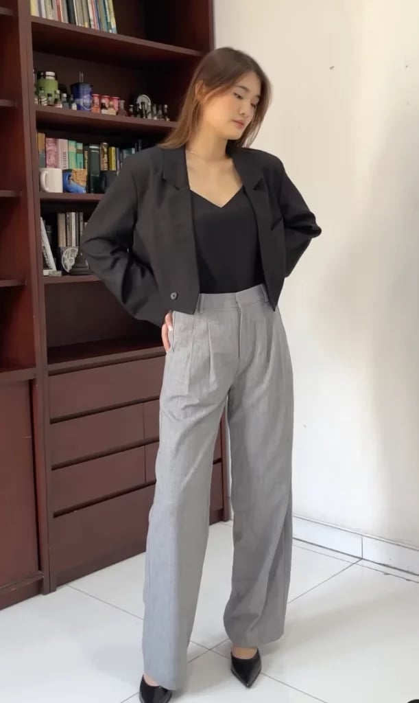 Light Grey Trousers With Camisole And Cropped Blazer — Classy Grey Pants Outfits