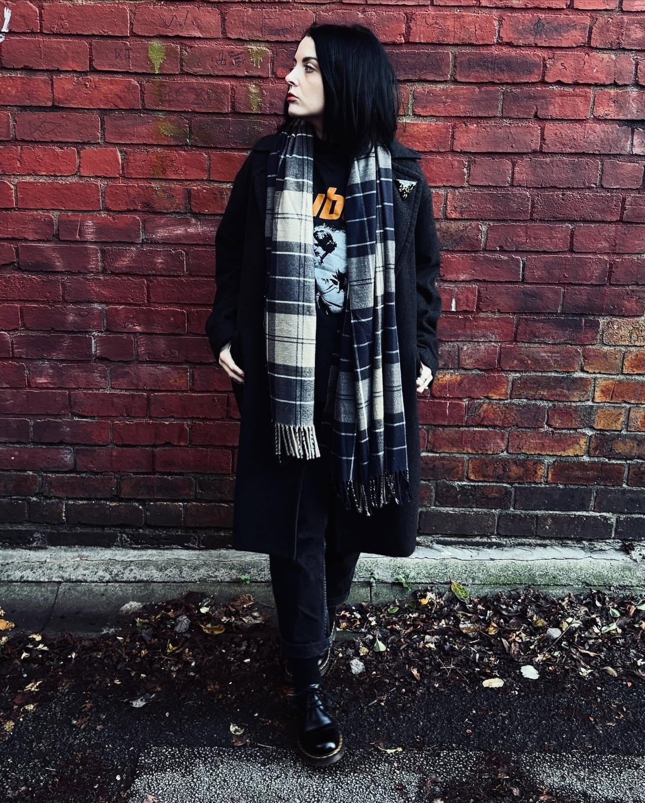 Black Coat With Plaid Scarf And Band T-Shirt Black Coat With Plaid Scarf And Band T-Shirt — Classy Grunge Style