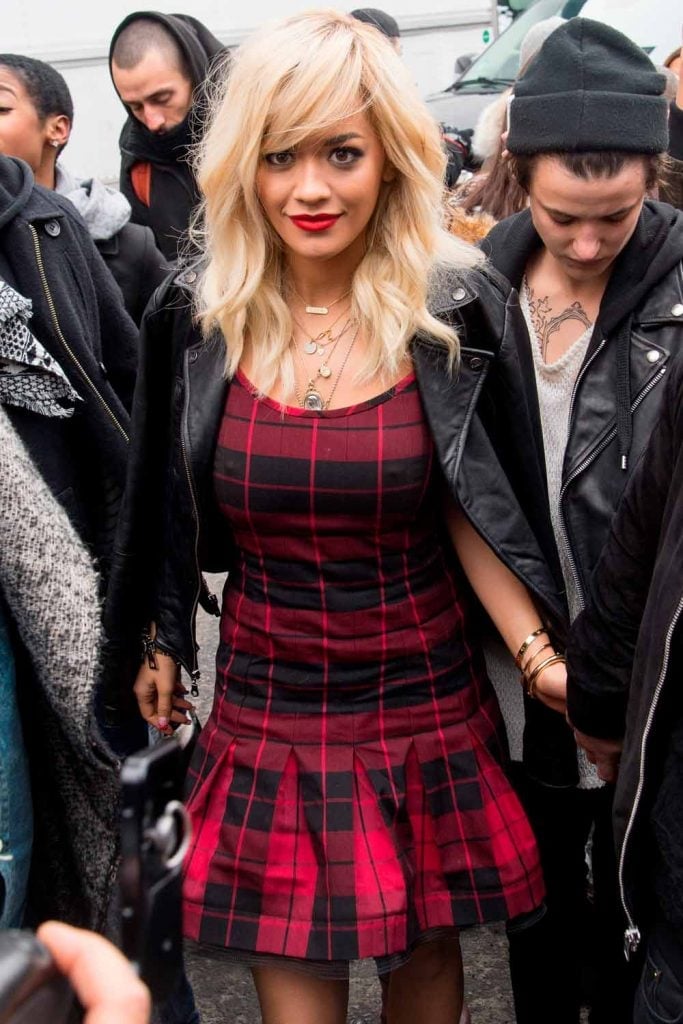 Plaid Dress With Leather Jacket And Layered Jewelry Plaid Dress With Leather Jacket And Layered Jewelry — Classy Grunge Style