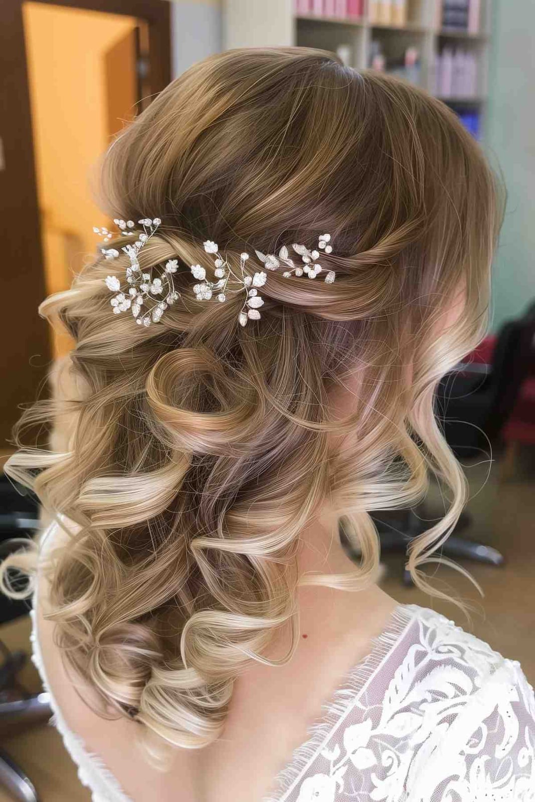 Collarbone Blonde Curls Hair Accessory — Classy Hair Down Hairstyles