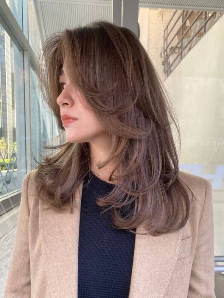 Mid Back Hair Face Framing Layers Mid Back Hair Face Framing Layers — Classy Hair Trends for Women