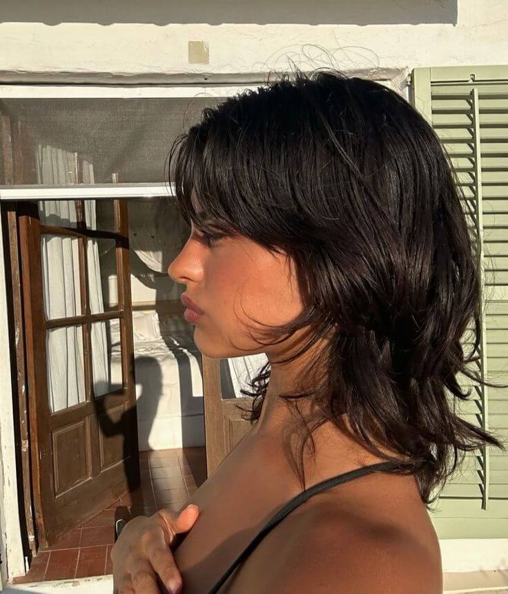 Dark Brown Shag With Curtain Bangs Dark Brown Shag With Curtain Bangs — Classy Haircuts for Medium Hair
