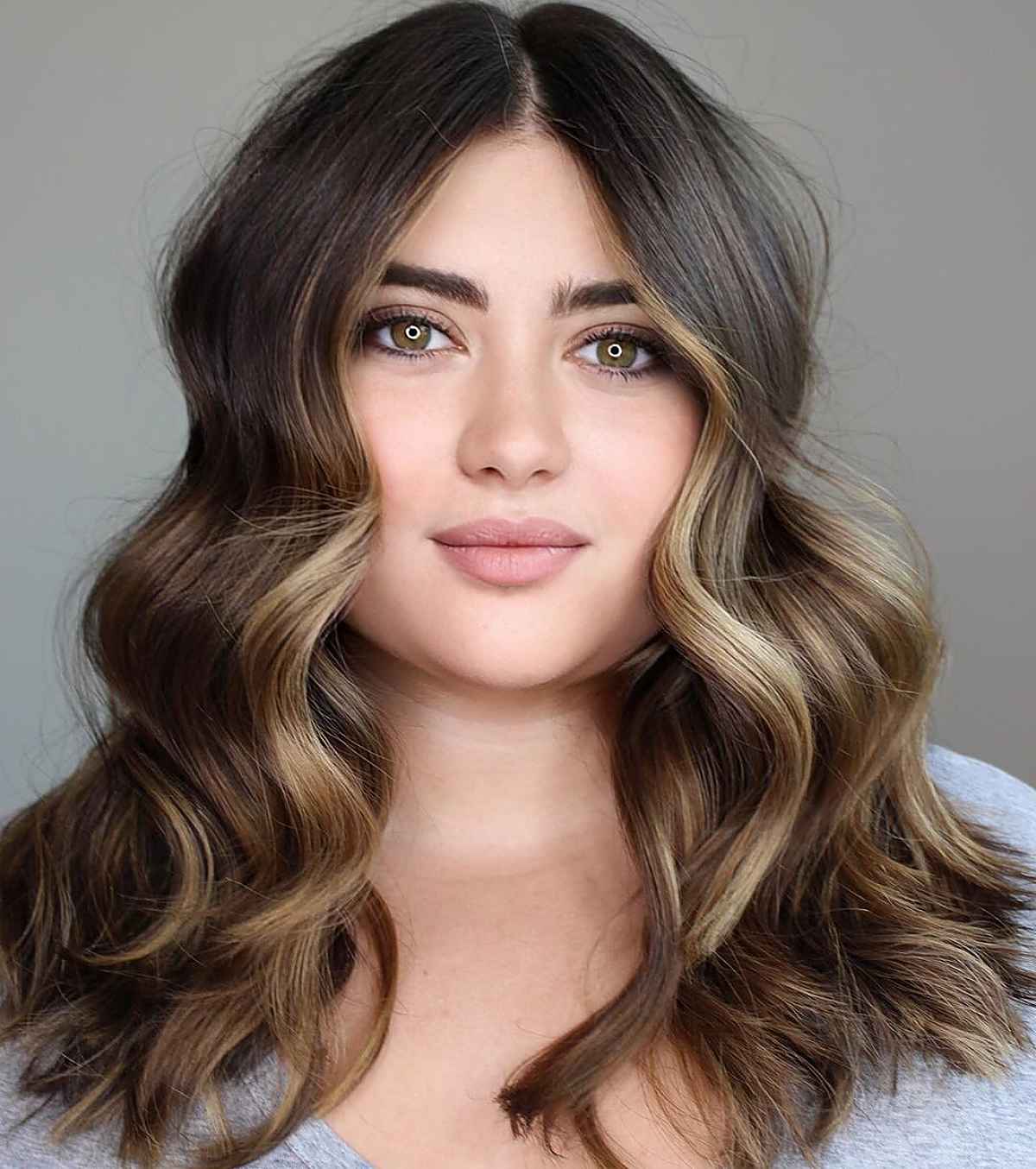 Collarbone Waves With Soft Curtain Bangs — Classy Haircuts for Round Face