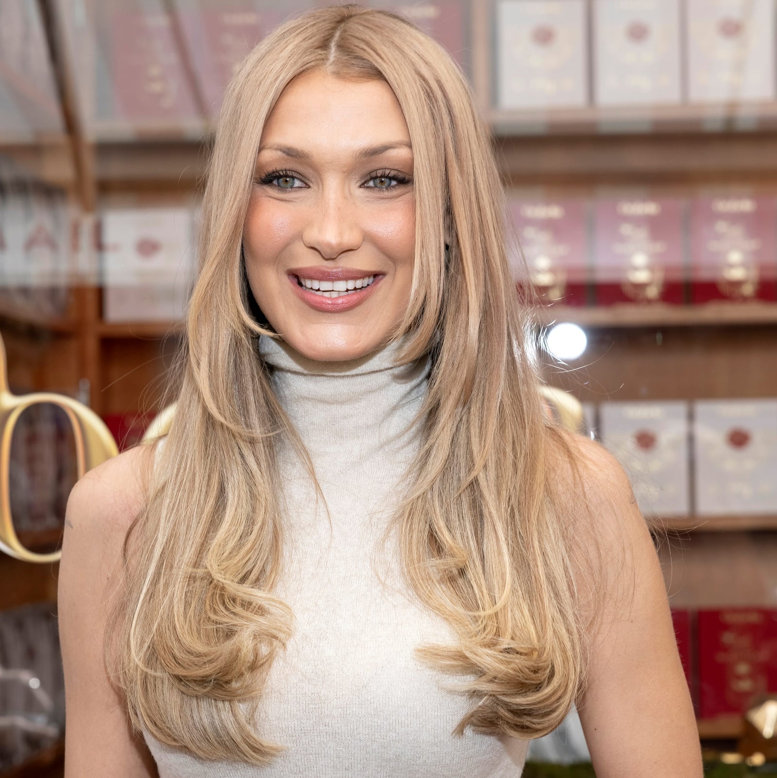 Long Layered Ash Blonde With Curtain Bangs Long Layered Ash Blonde With Curtain Bangs — Classy Hairstyles for Thinning Hair