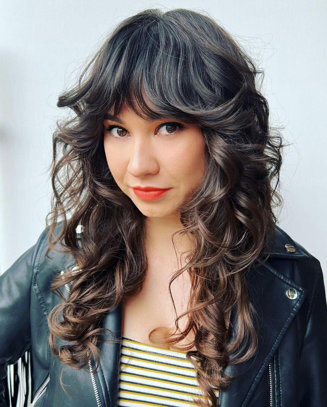 Mid-Back Shag With Voluminous Layers Mid-Back Shag With Voluminous Layers — Classy Hairstyles for Thinning Hair