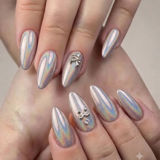 Medium Stiletto Holographic Chrome Nails Medium Stiletto Holographic Chrome Nails — Classy Holographic Nails