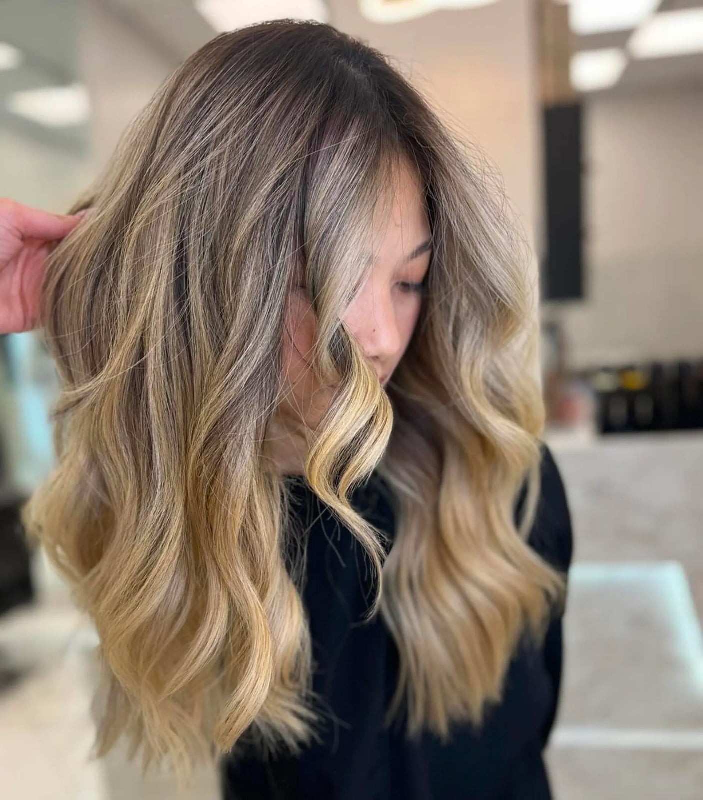 Collarbone Honey And Caramel Balayage Collarbone Honey And Caramel Balayage — Classy Honey Balayage