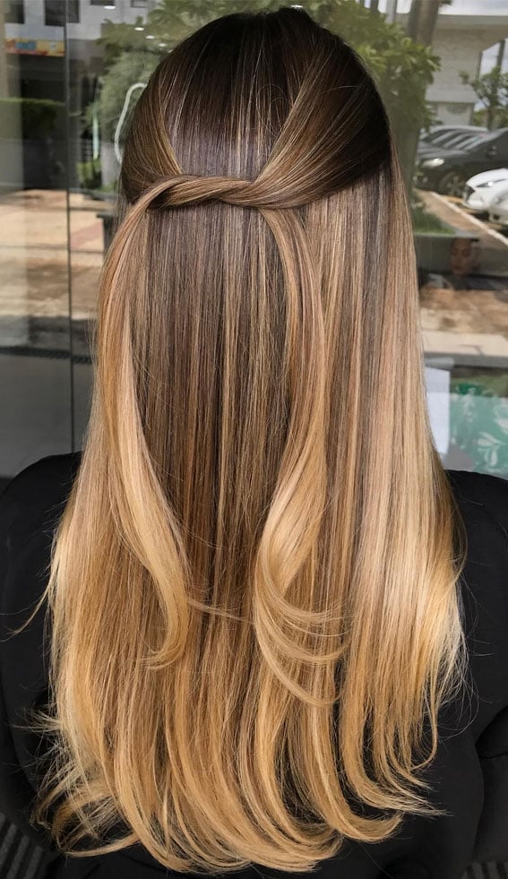 Medium Brown Base With Honey Blonde Balayage, Wavy Medium Brown Base With Honey Blonde Balayage, Wavy — Classy Honey Balayage