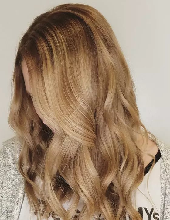Mid-Back Waves With Honey Blonde Balayage and Long Layers Mid-Back Waves With Honey Blonde Balayage and Long Layers — Classy Honey Blonde