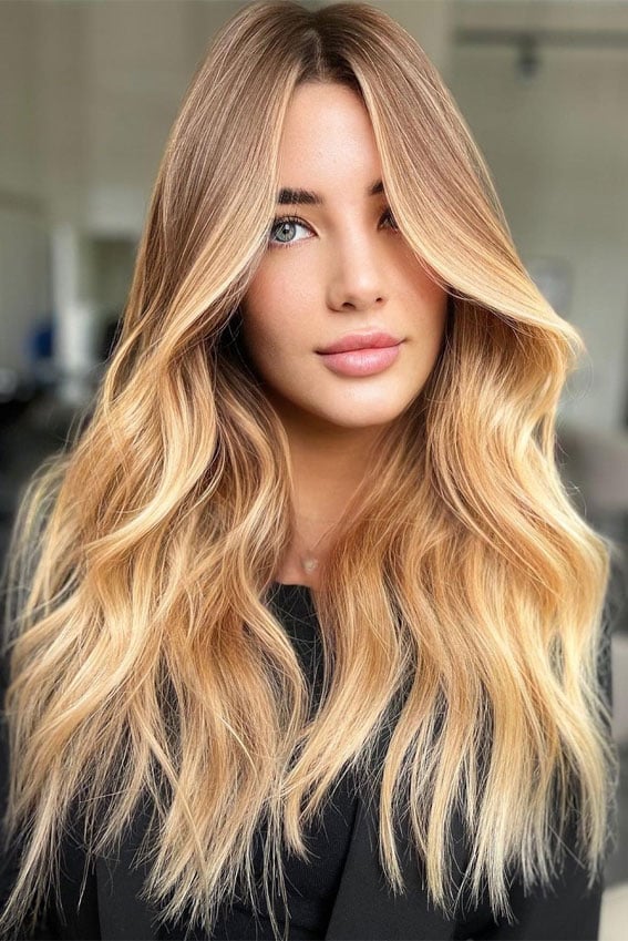 Collarbone Lob With Honey Blonde Balayage Collarbone Lob With Honey Blonde Balayage — Classy Honey Blonde