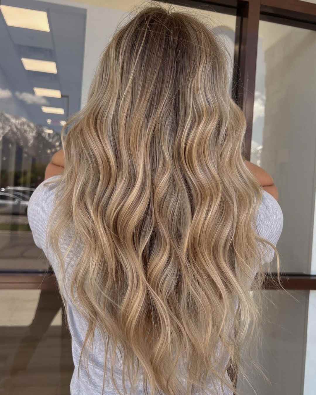 Mid-Back Ash Blonde With Lighter Highlights and Wavy Thick Mid-Back Ash Blonde With Lighter Highlights and Wavy Thick — Classy Honey Blonde Highlights