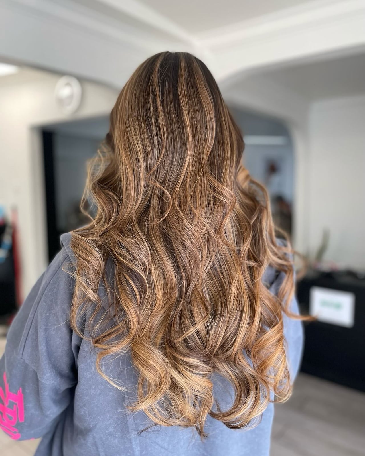 Voluminous Blonde With Honey Dimension Voluminous Blonde With Honey Dimension — Classy Honey Highlights