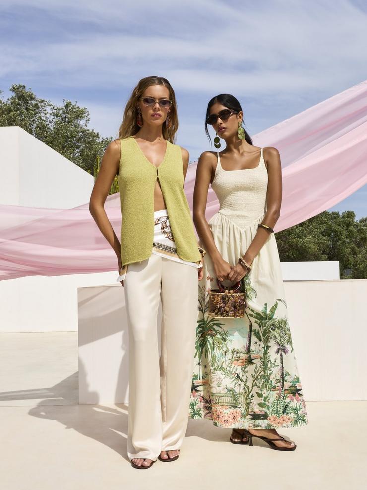 Cream Sleeveless Dress With Tropical Print Maxi Skirt Cream Sleeveless Dress With Tropical Print Maxi Skirt — Classy Hot Weather Outfits