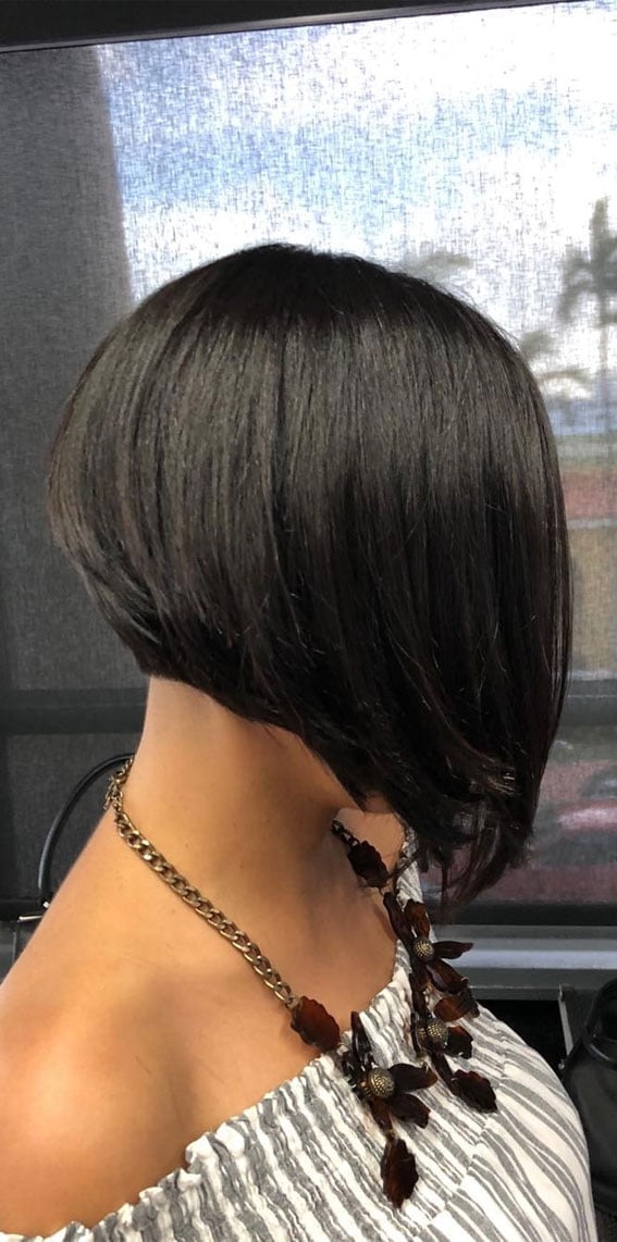 Sleek Dark Brown Inverted Bob — Classy Inverted Bob