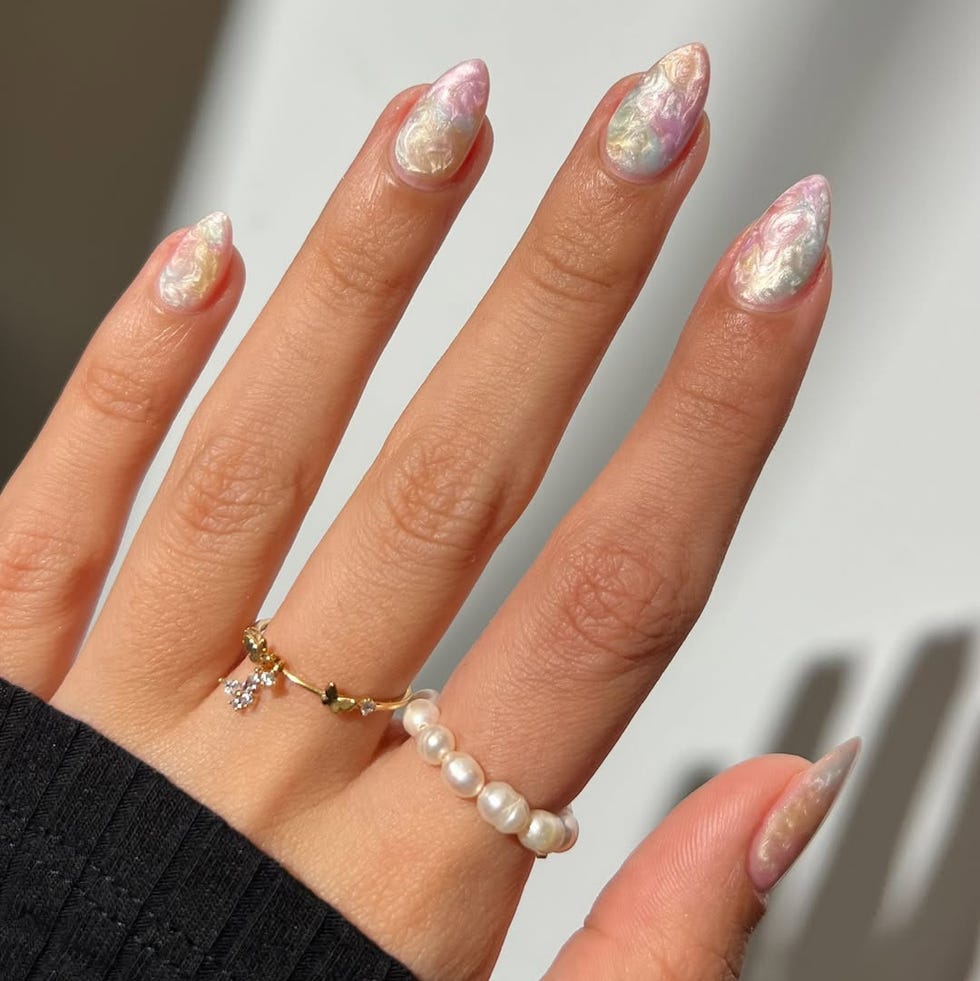 Opalescent Pink White Pearlescent Medium Almond Nails Opalescent Pink White Pearlescent Medium Almond Nails — Classy Iridescent Nails