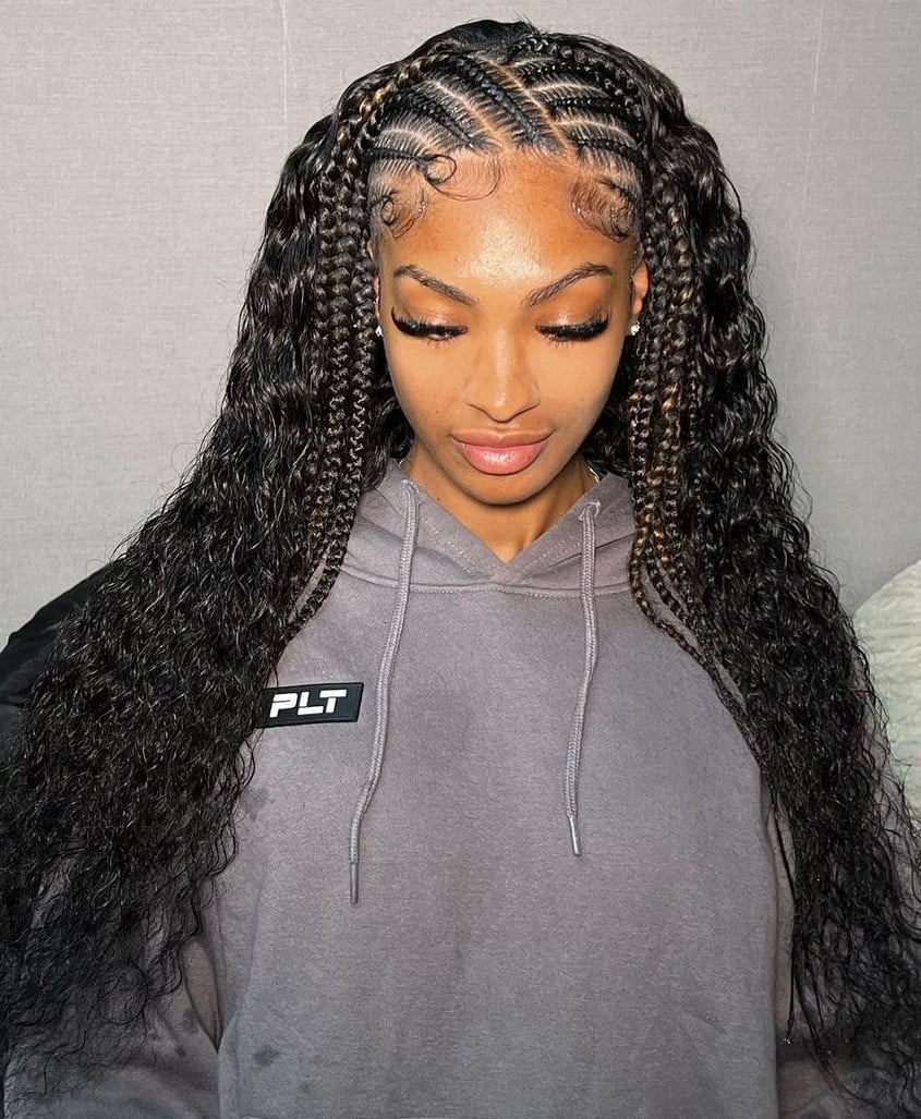 Mid-Back Black Blonde Knotless Braids Wavy Ends Baby Hairs, Middle Mid-Back Black Blonde Knotless Braids Wavy Ends Baby Hairs, Middle — Classy Knotless Braids