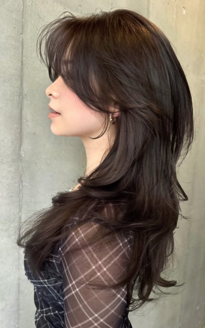 Mid-Back Length Hair With Face-Framing Layers Mid-Back Length Hair With Face-Framing Layers — Classy Korean Haircuts
