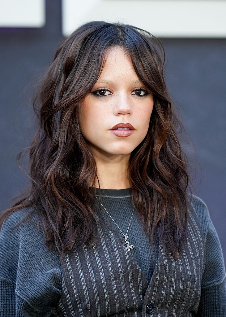 Mid-Back Layers With Face-Framing Bangs — Classy Layered Haircuts for Medium Hair