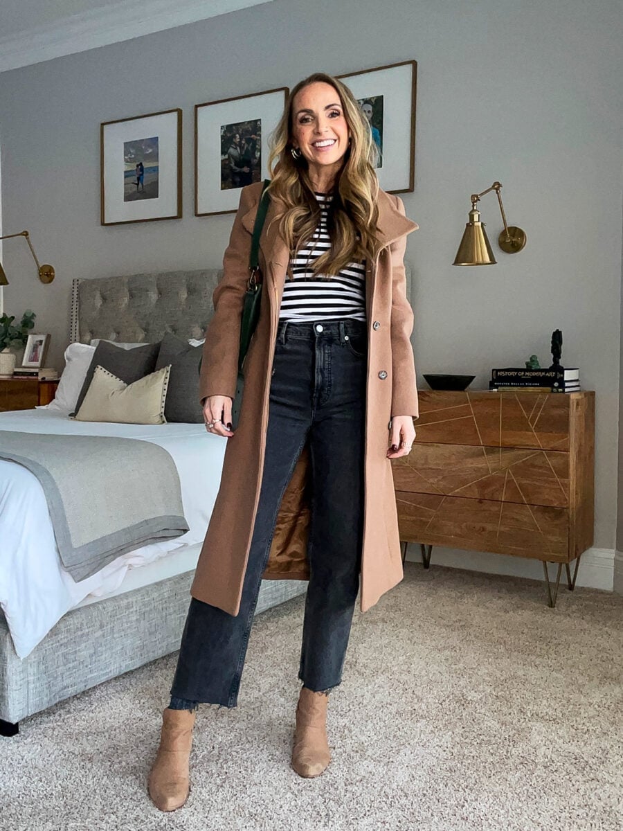 Long Camel Coat Over Striped Top And Jeans Long Camel Coat Over Striped Top And Jeans — Classy Layered Ideas