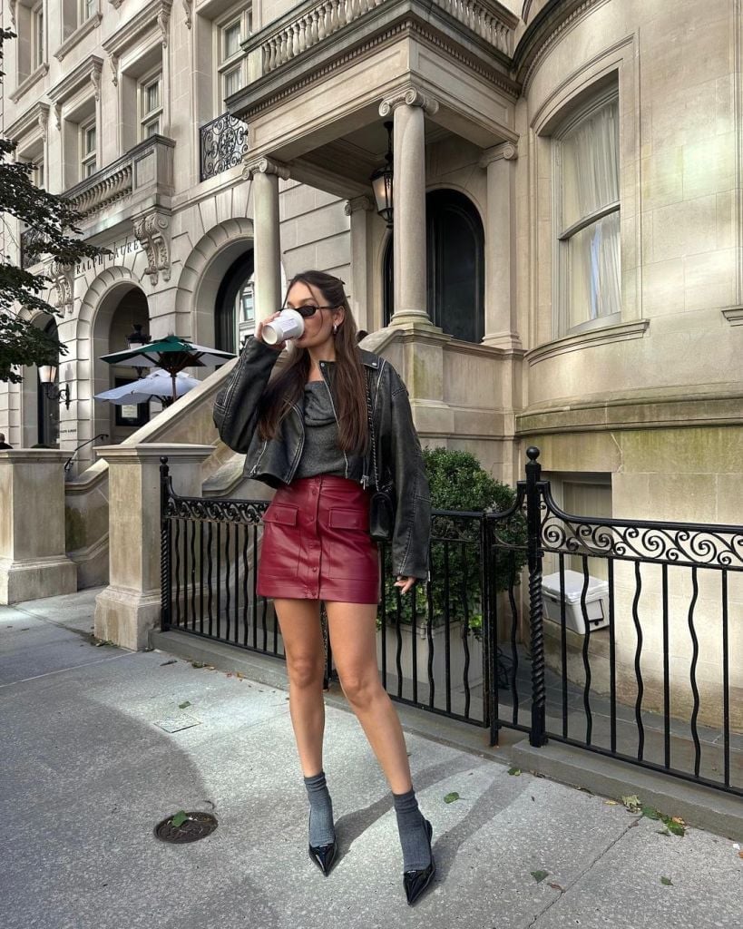 Burgundy Leather Mini Skirt With Moto Jacket Burgundy Leather Mini Skirt With Moto Jacket — Classy Leather Skirt Outfits
