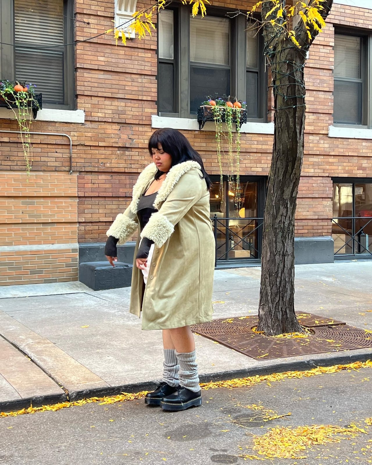 Suede Coat With Black Dress And Grey Leg Warmers Suede Coat With Black Dress And Grey Leg Warmers — Classy Leg Warmers Outfits