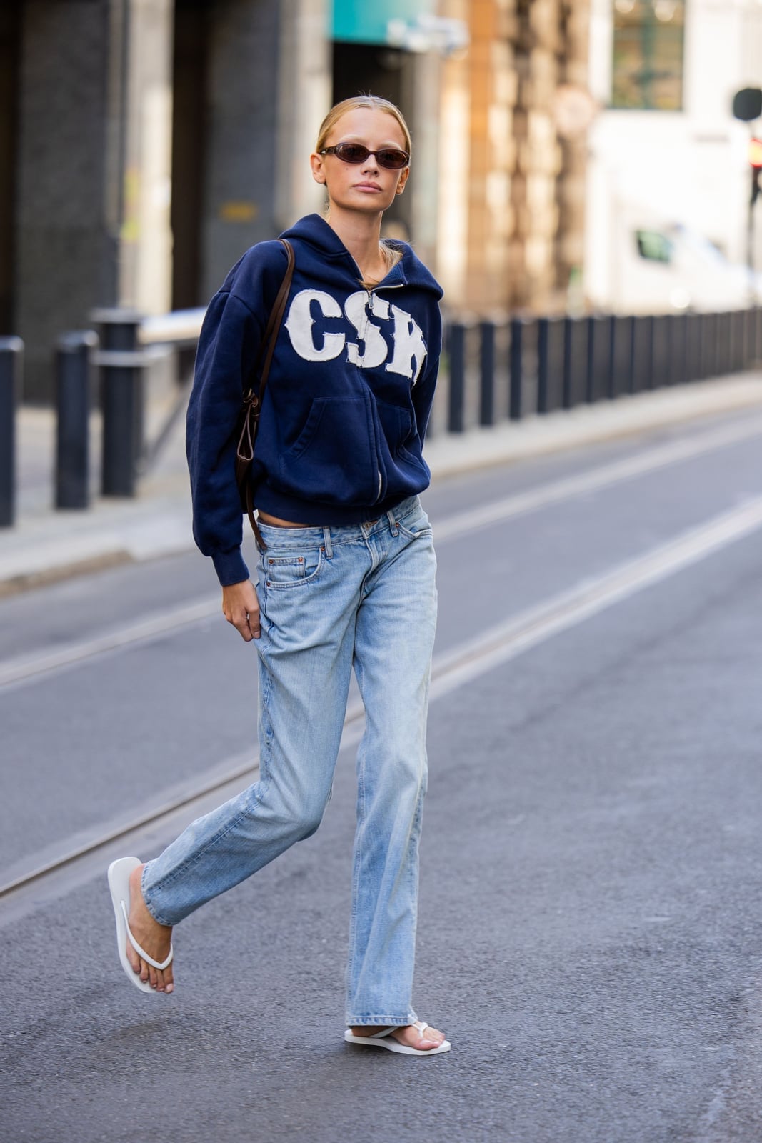 Light Blue Low Rise Jeans With Navy Hoodie Light Blue Low Rise Jeans With Navy Hoodie — Classy Light Blue Jeans Outfits