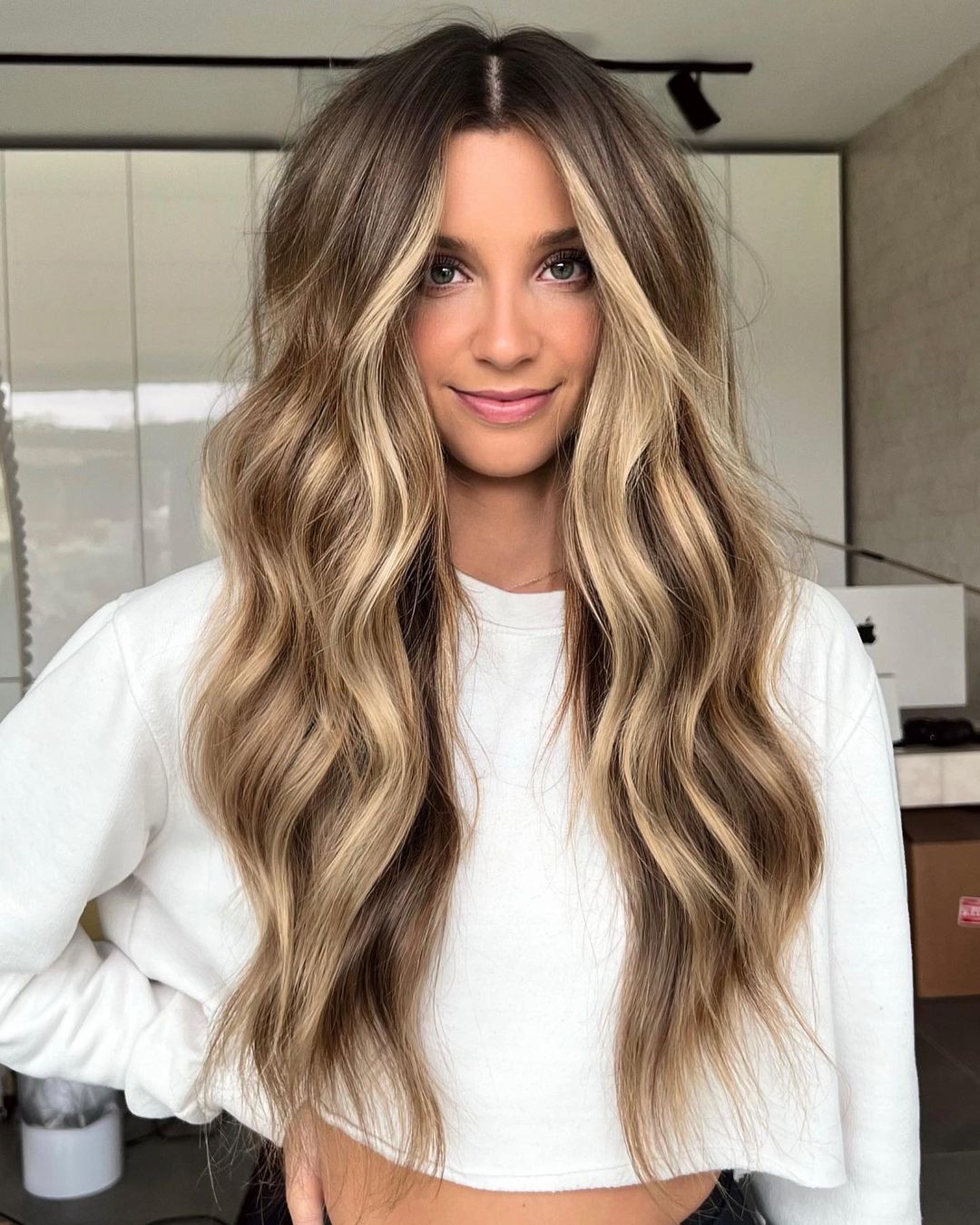 Mid-Back Air-Dried Balayage Waves — Classy Light Brown Hair with Blonde