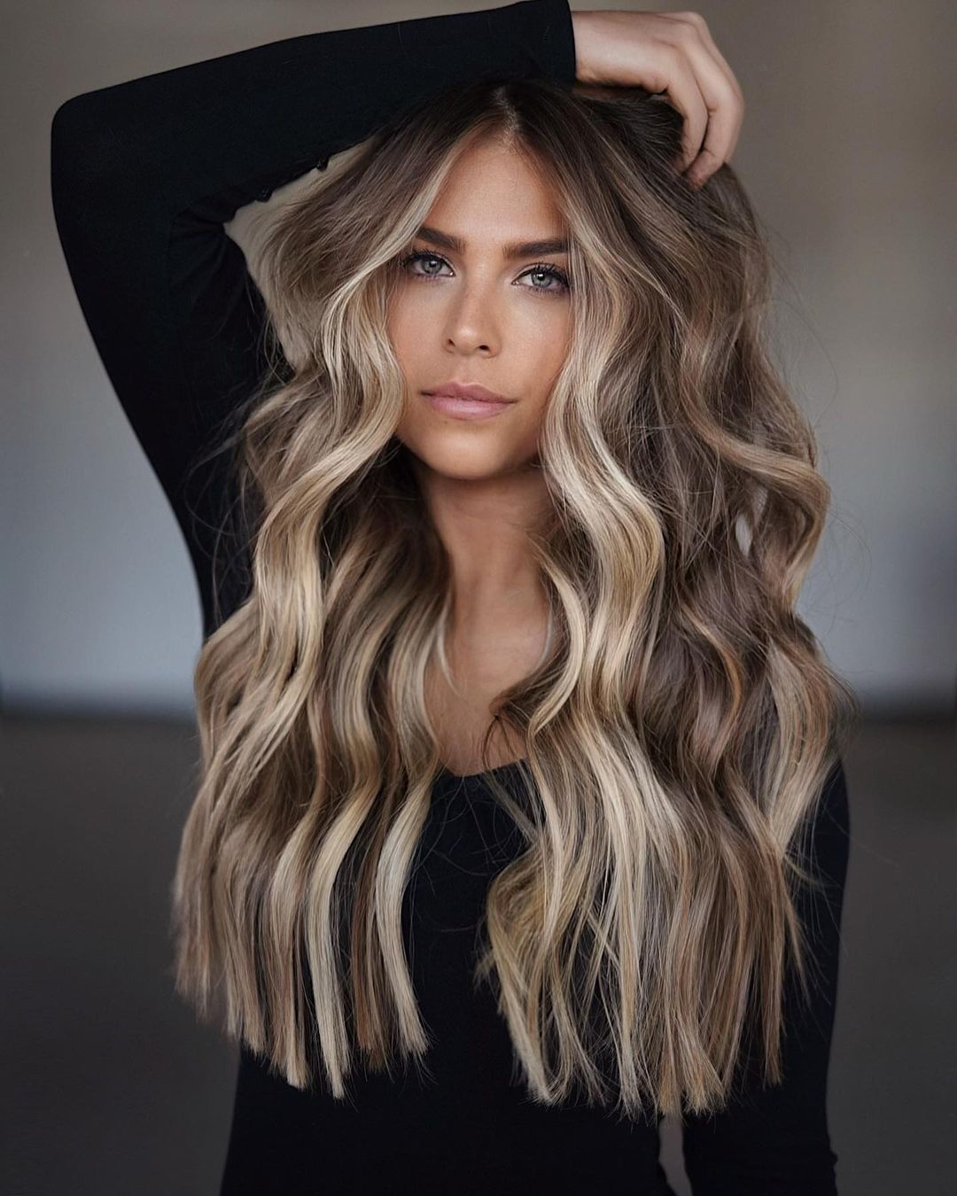Collarbone Balayage With Curtain Bangs — Classy Light Brown Hair with Blonde