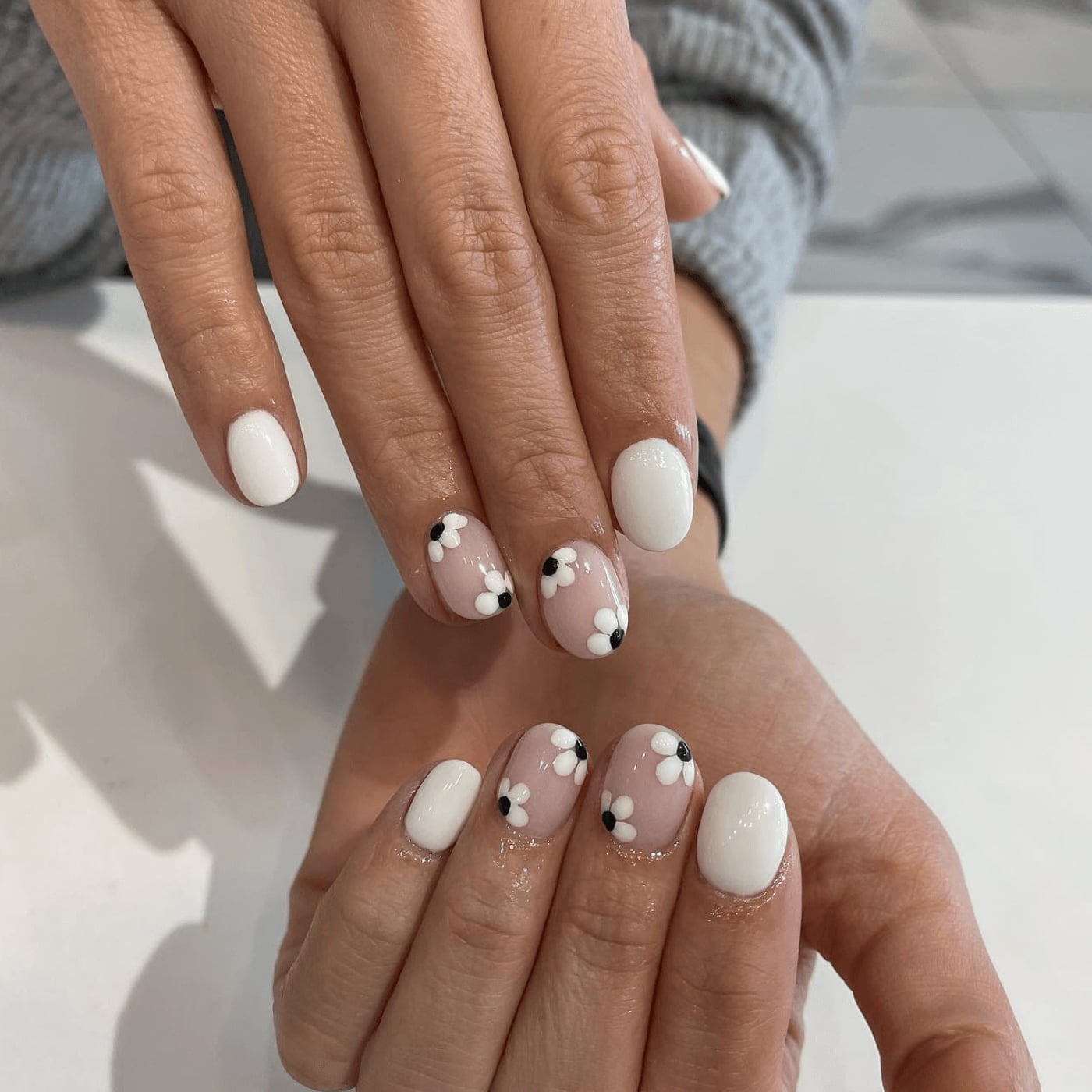 Creamy White Short Oval Nails Creamy White Short Oval Nails — Classy Light Nails