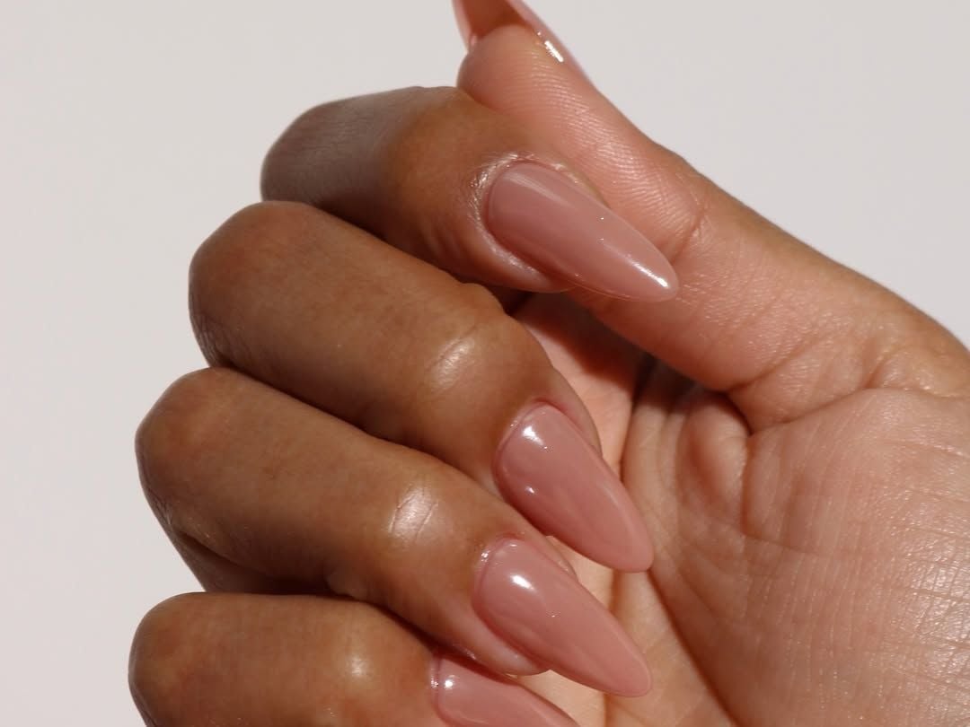 Glossy Nude Pink Medium Almond Nails Glossy Nude Pink Medium Almond Nails — Classy Light Nails