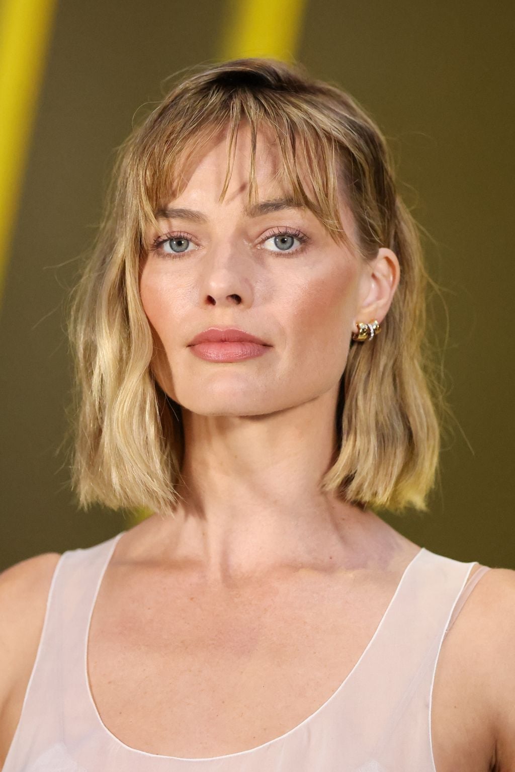 Ash Blonde Bob With Curtain Bangs Ash Blonde Bob With Curtain Bangs — Classy Long Bob Hairstyles