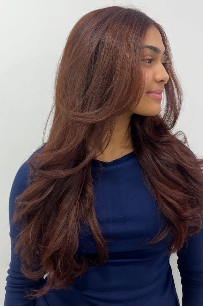 Mid-Back Dark Brown With Long Layers, Close-Up Take — Classy Long Haircuts