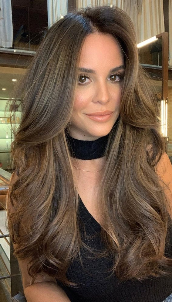 Mid-Back Brunette With Face-Framing Layers and Curtain Bangs — Classy Long Haircuts
