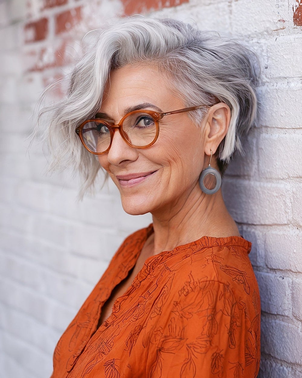 Voluminous Silver Pixie Bob Voluminous Silver Pixie Bob — Classy Long Pixie