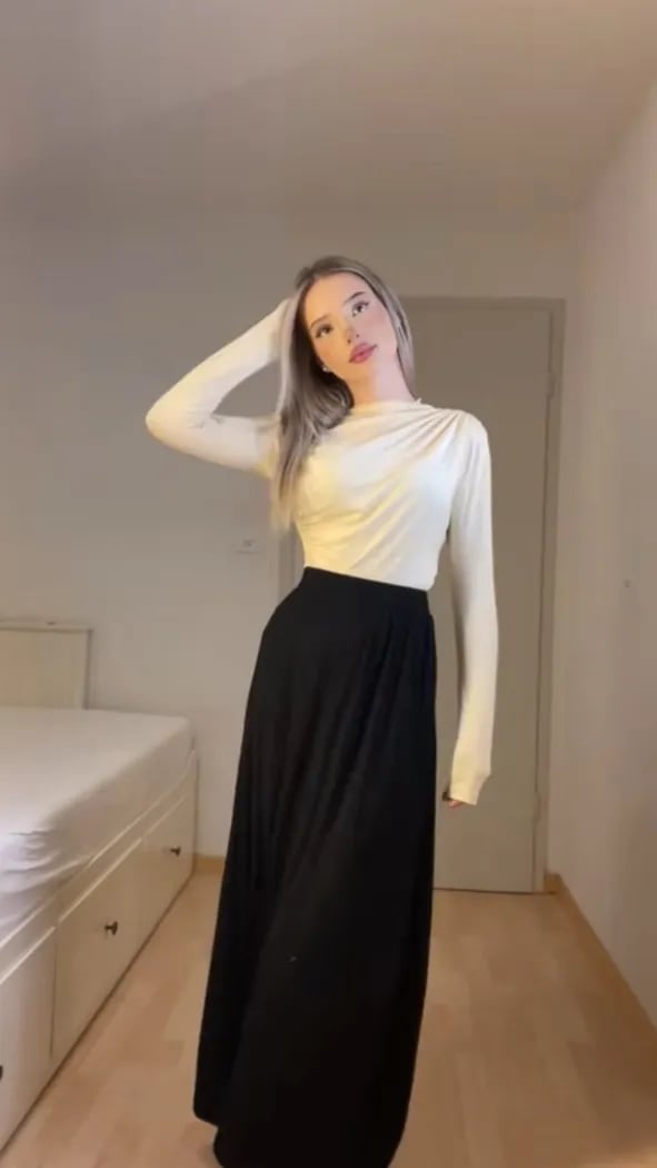 Minimalist Flowing Black Skirt Outfit Minimalist Flowing Black Skirt Outfit — Classy Long Skirt Outfits