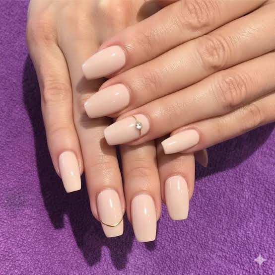 Short Almond Minimal French Tip Nails Short Almond Minimal French Tip Nails — Classy Looks Nail