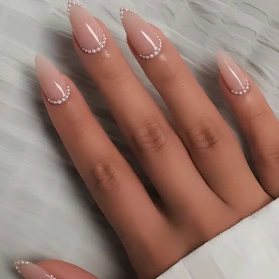 Medium Almond Sheer Pink Nude With Pearl Border Medium Almond Sheer Pink Nude With Pearl Border — Classy Looks Nail